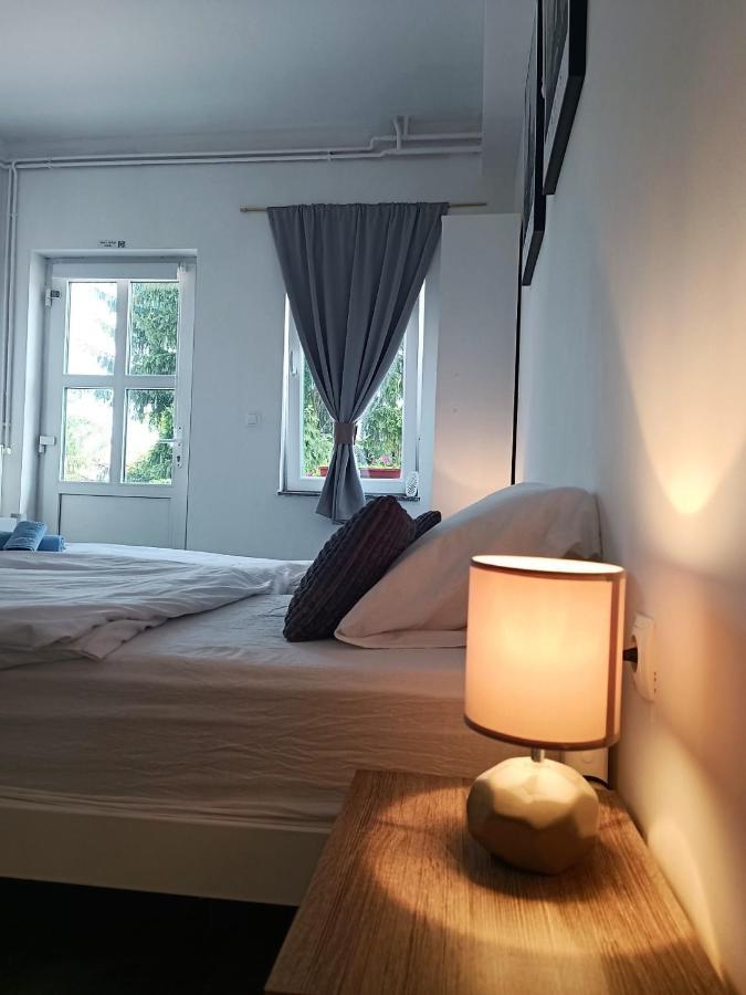 Studio Apartman Brletic Tounj Buitenkant foto